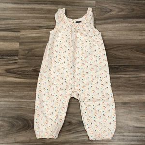 Gap toddle one piece romper size 12-18months